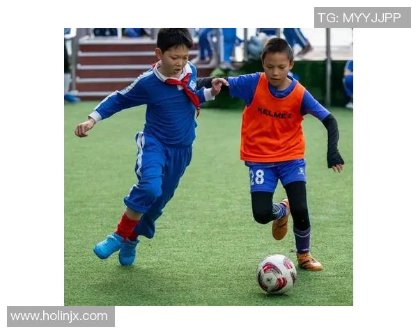 少儿足球赛激情开赛小小球员展现风采与团队精神